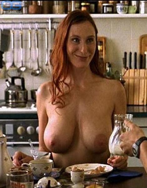 Topless Actress Scenes 93 Pics XHamster