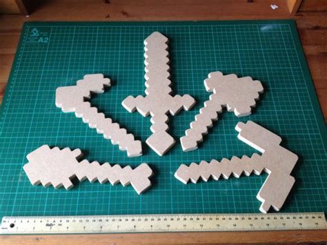 Game für pc, konsolen und portable geräte große auswahl, tolle preise, top marken versandkostenfrei in die filiale › jetzt bestellen! Set of 5 (Paint Your Own) Minecraft Inspired Tools, Sword ...