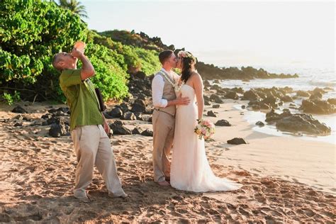 I Do For Two Elopement Package Beach Wedding Photos Hawaii Beach