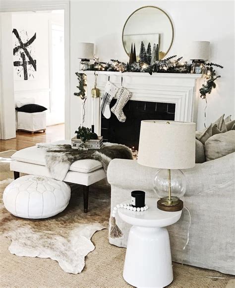 Cool 47 Elegant Winter Living Room Decoration Ideas Decoralink