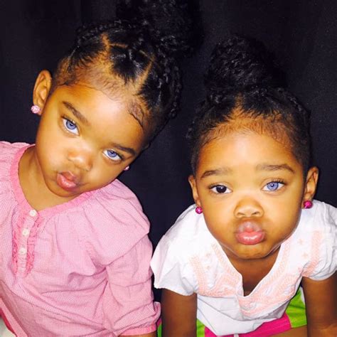 Four Year Old Blue Eyed Afro American Twins Make Waves In The Fashion