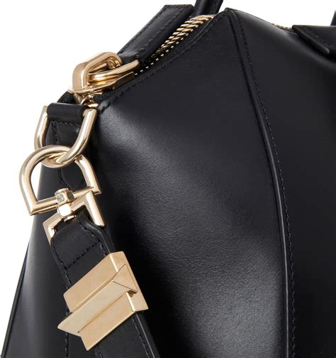 Givenchy Antigona Medium Smooth Leather Tote In Black Lyst