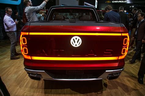 Volkswagen Atlas Tanoak Pickup Concept Really Shines Despite Its Name Automobile Magazine