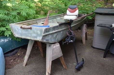 Jon Boat Duck Boat Fishing Boat 10 Ft Sled Plus Accessories Jon Boat