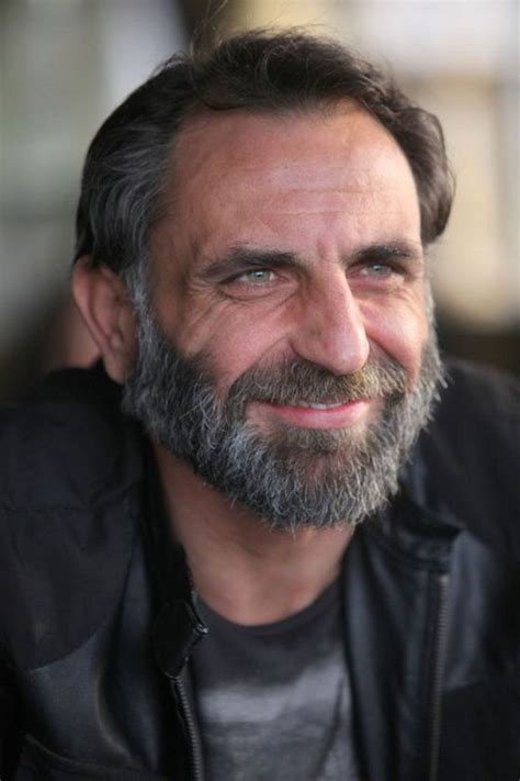 He started his career as an amateur actor in 1990. Gürkan Uygun | Galeri, Dansçılar, Ünlüler