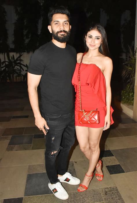 Mouni Roy Flaunts Hourglass Figure In Red Bodycon Number Check Her Stylish Pics With Husband