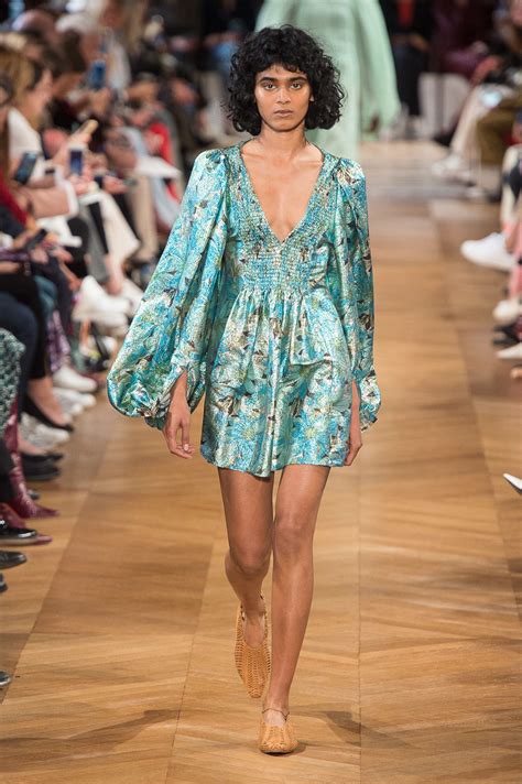 Stella Mccartney Spring 2019 Ready To Wear Fashion Show Collection See