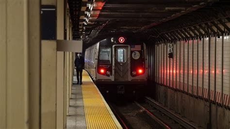 Mta Nyct Subway Whitehall St Bound R160b Alstom W Train 57 St 7 Ave