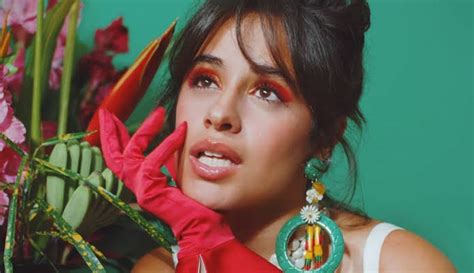 Camila Cabello Lança Seu Novo álbum Familia Resgatando Suas Raízes