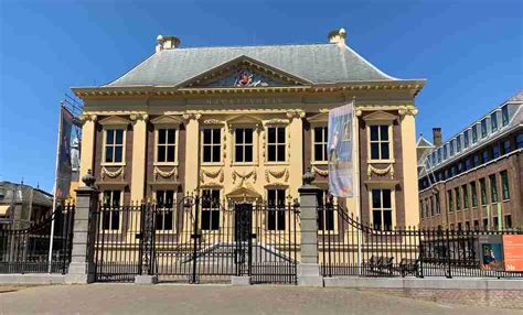 What Makes The Mauritshuis A Unique Museum Netherlandsinsiders
