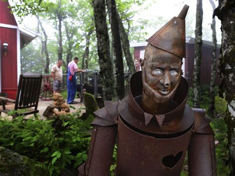 Creepy Land Of Oz Theme Park Reopening Its Doors This Summer
