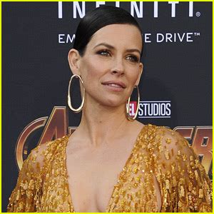 Evangeline Lilly Was Cornered Into Doing A Partially Nude Scene On