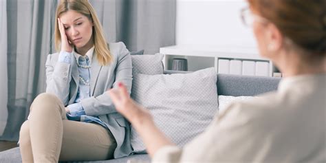 What You Need To Know About Seeing A Therapist The Mighty