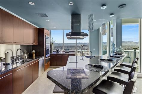 ‘crown Jewel Luxury Penthouse Hits Las Vegas Market