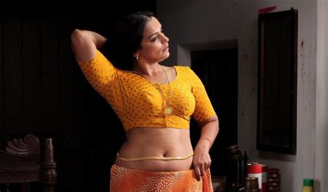 Shwetha Menon Hot Photo Gallery