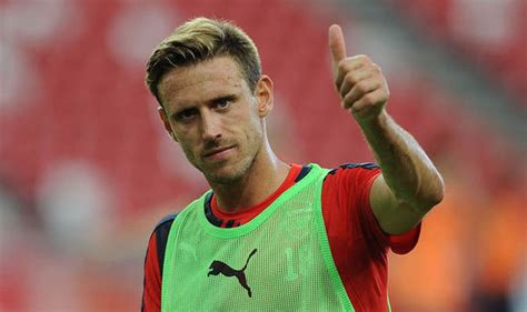Nacho Monreal Edges Closer To Arsenal Exit After Agreeing Terms With