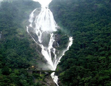 Top Waterfall In India Dudhsagar Falls Travel India Bharat Darshan