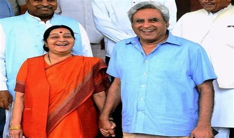 sushma swaraj s husband swaraj kaushal makes twitter fall on knees for his 45 year old love