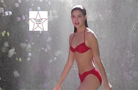 Phoebe Cates Red Bikini Beautiful Hot Stranger Things Actress Etsy Uk