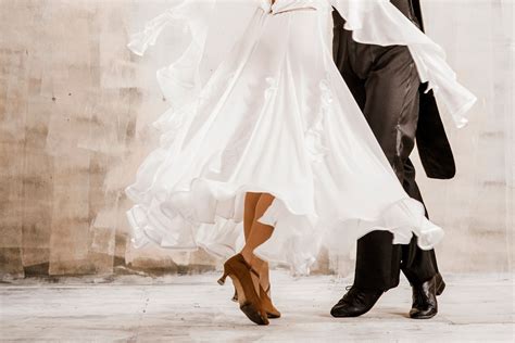 12 Types Of Ballroom Dances