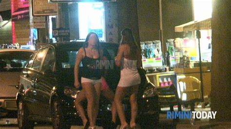 Prostituzione In Strada Nuova Ordinanza Per Contrastare Le Lucciole