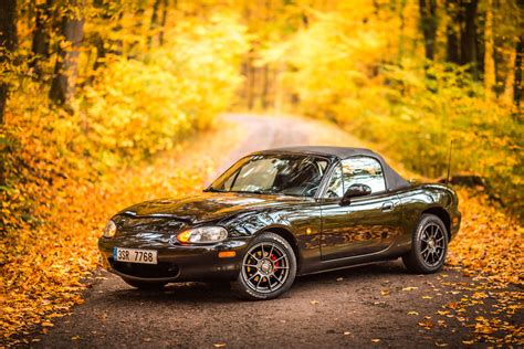 10 Things Driving A Mazda Mx 5 Miata Says About You