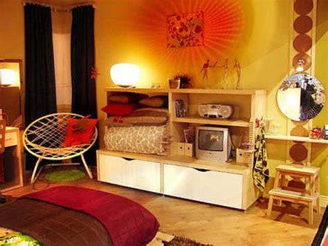 For teenagers, a bedroom is so much more than a place to sleep. Teenage Bedroom Decorating Ideas By Ikea 2012 : Decorating ...