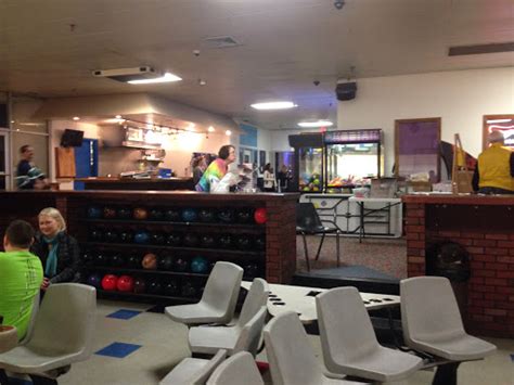 Bowling Alley River Rand Bowl Reviews And Photos 191 S River Rd