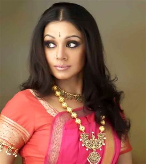 Shobana Malayalam Actress Photos Latest Hd Images Pictures Stills And Pics Filmibeat