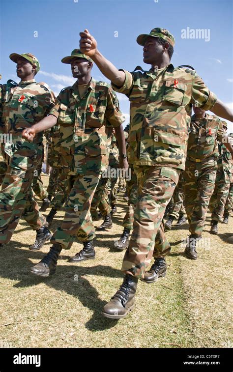 Ethiopian Army Hi Res Stock Photography And Images Alamy