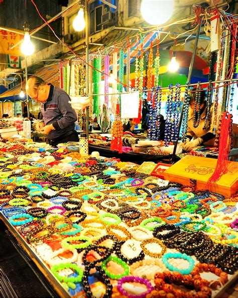 Hong kong market is the first fresh market has introduced membership program in hong kong. Temple Street Night Market, Hong Kong - Market Review ...