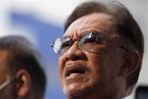 Malaysias Anwar Grilled By Police Over Bid To Become Pm