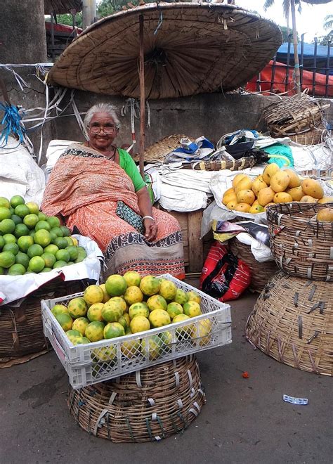 India Woman Market Vegetables Selling Fruit Vendor Labor Business Asia Industry Pikist