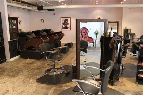 Welcome to the best hair salon in philadelphia, our services include women's haircut, dry cut, men's haircut, blow dry, balayage, high lights, single we approach hair with an artistic eye and a technical discipline. Duafe Holistic Hair Care, PA | Curls Understood
