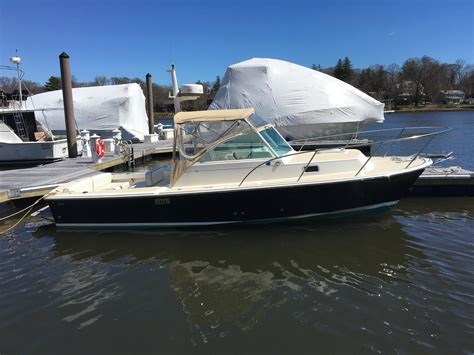 2003 Hunt Yachts Surfhunter 25 Power Boat For Sale