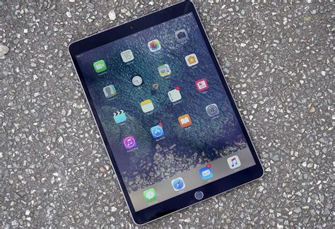 The ipad pro 10.5 is the best tablet apple's ever made and it comes in a great new size. 10.5-inch iPad Pro review: This is the sci-fi future of ...