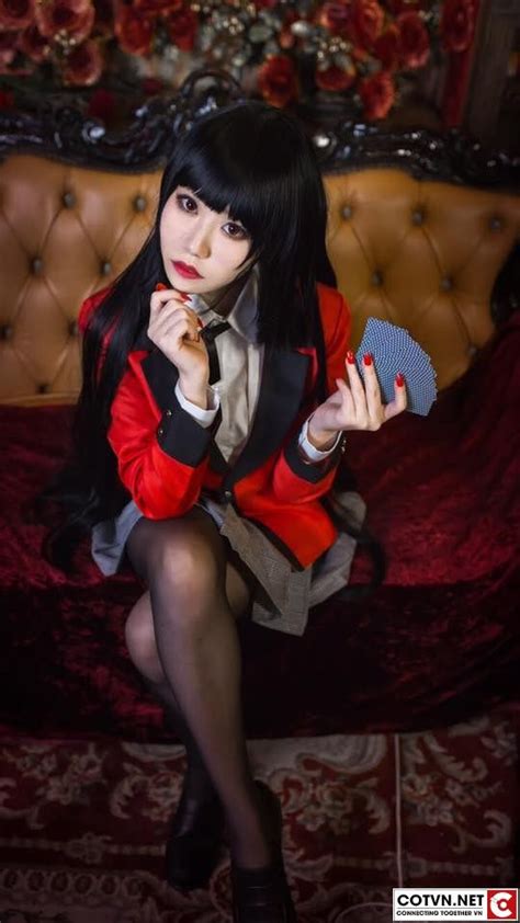 Mê Mẩn Với Cosplay Jabami Yumeko Trong Thế Giới Bài Bạc Kakegurui