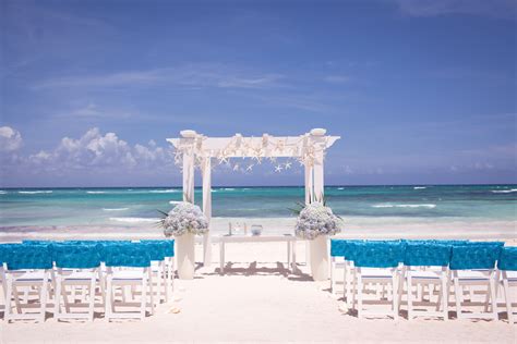 Un matrimonio in spiaggia da ammot cafè, la location esclusiva per matrimoni in spiaggia a napoli, permette di. Matrimonio in spiaggia Italia: quale rito è possibile e dove