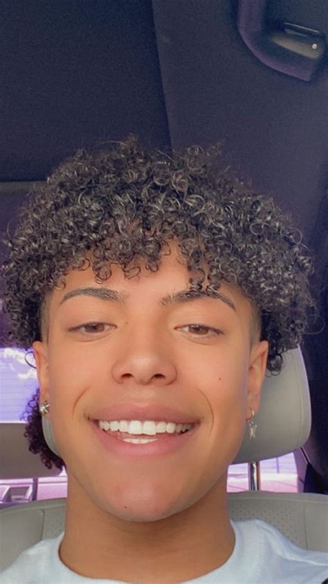 Cute Lightskin Boys With Curly Hair Tiktok ~ Pin By Darviauna