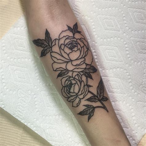 Done Olyangertattoo 💛 Tattoos Flower Tattoo Instagram