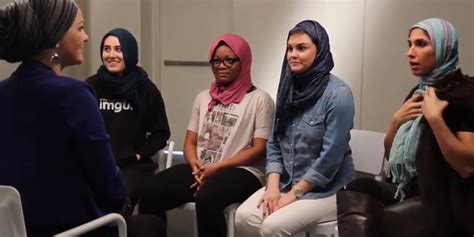 What Is It Like To Wear A Hijab Four Women Cover Theirs Heads For A