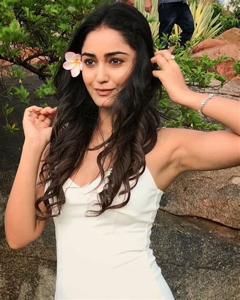 Tridha Choudhury Shares Her Hot And Spicy Pictures On Instagr