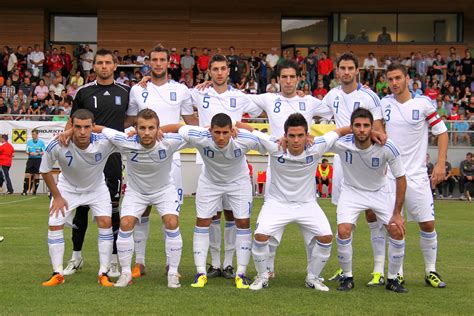 File:Greece U-21-national football team 2011-09-05 (01).jpg - Wikimedia