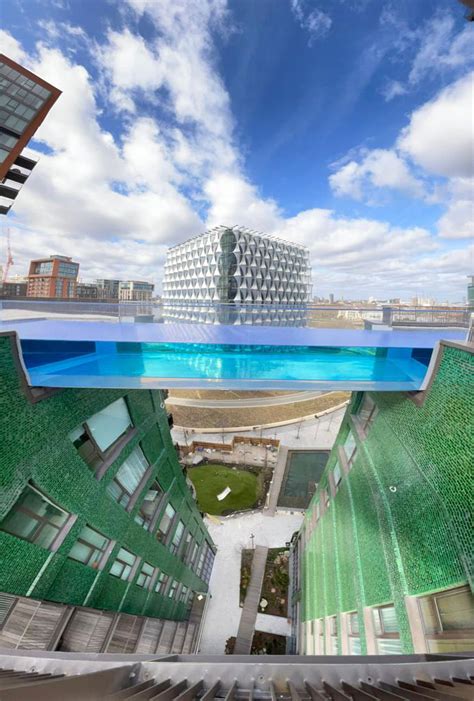 The World´s First See Through Sky Pool Opens In London