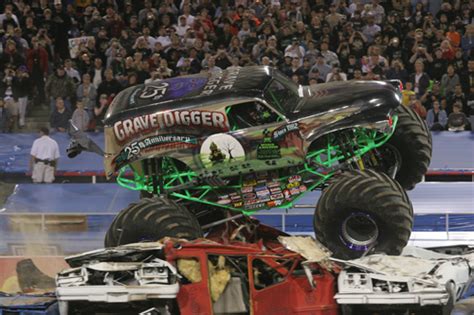image gravedigger 25thchrome 3 monster trucks wiki fandom powered by wikia