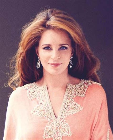 The Most Beautiful Royal Women Around The World Queen Noor Royal