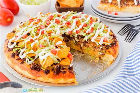 🍕 Yummy Easy Homemade Taco Pizza Recipe