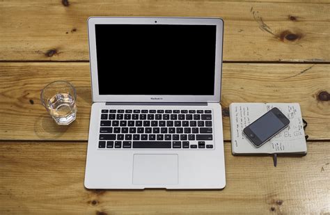 The place could be a money pit that needs everything replaced but most of us would ignore that if the view is idyllic. Home Office Pflicht Schweiz - 5huxjxlxlsa76m - 50 tipps für die arbeit von zuhause. ~ Lachellew ...