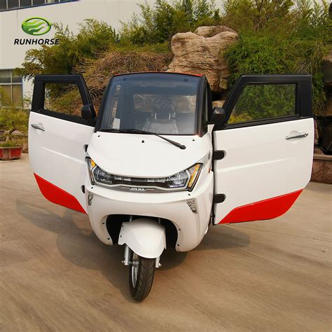 L2e 35kmh Enclosed Passenger Electric Tricycle For Austria China