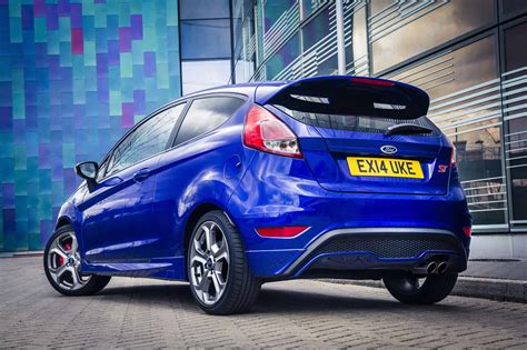 Fahrbericht Ford Fiesta St 2 Black And White Mit Mountune Tuning